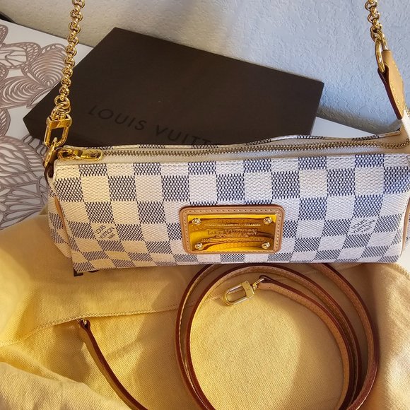 SOLD!!! Do not buy.Louis Vuitton Eva Damier Azur crossbody - Picture 5 of 15